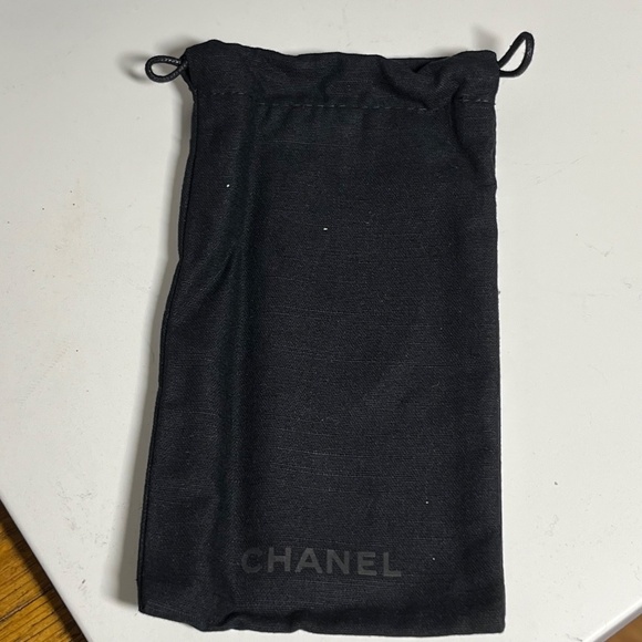 Reg. Chanel Sunglasses Eyeglass Quilted Tufted Case, Storage bag, box, cloth LN main image 11